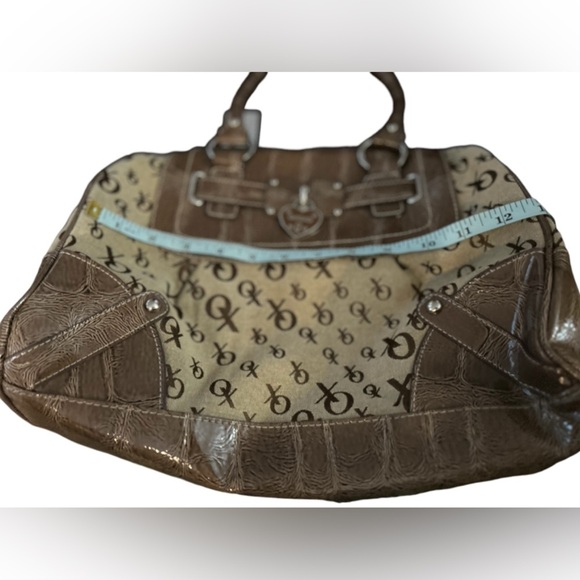 XOXO Women's Satchel Handbag Dark Cognac with‎ Heart Charm - Picture 14 of 16